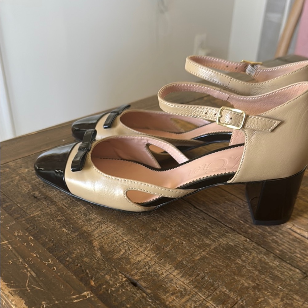 Elegant Jcrew MaryJane Beige and Black Women's Heels - Picture 3 of 6